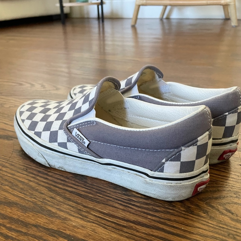 Checkered slip on vans - Picture 4 of 5